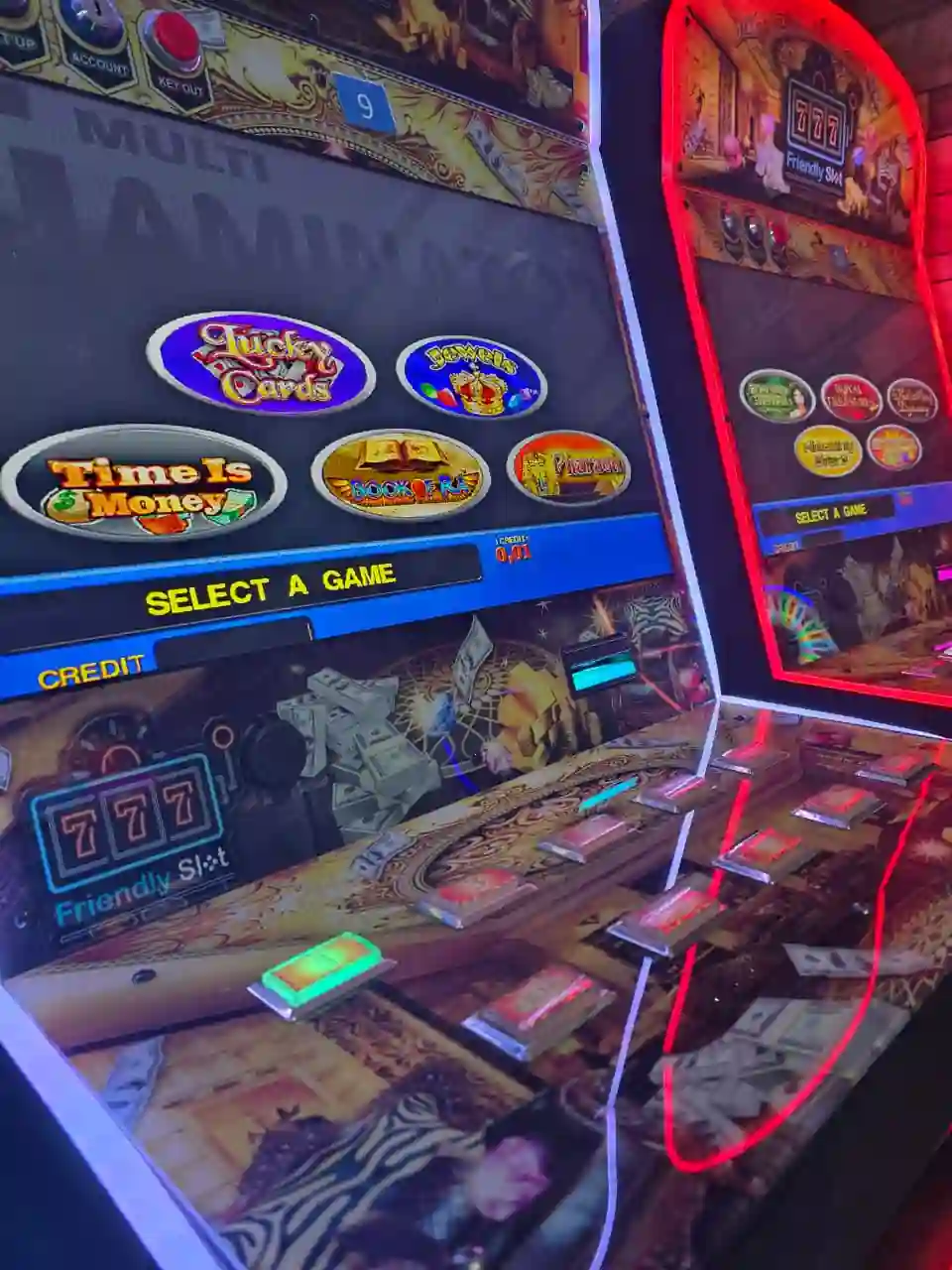 Maquina metalica 24" con cúpula